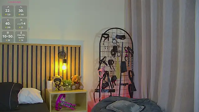 emma morales  online show from 04/09/26, 01:17