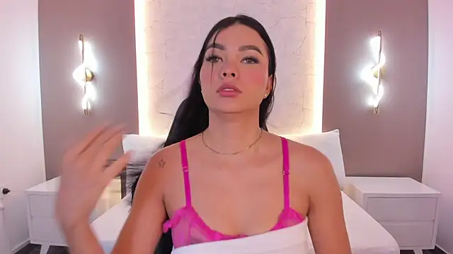 emily tolson online show from 02/07/26, 12:35