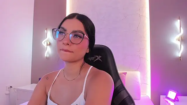 emily tolson online show from 03/23/26, 01:33