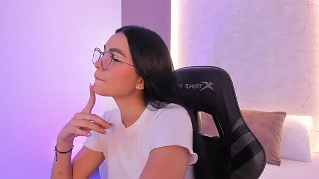 emily tolson online show from 03/05/26, 07:32