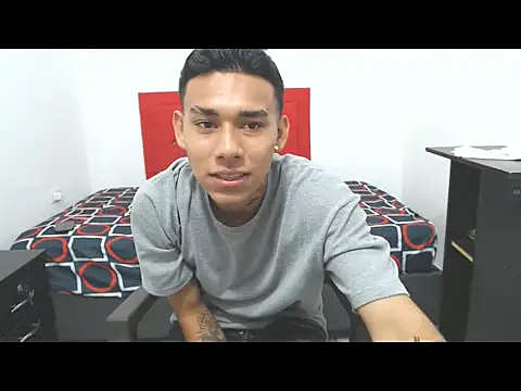 Snapshot of sebasbight chatting on 09/20/25, 08:03 sebasbight online show from 09/20/25, 08:03