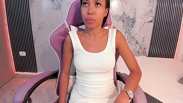 Mia Duarte1 online show from 07/12/26, 03:07