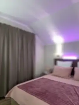 Snapshot of SugarDanger chatting on 10/20/25, 05:42 SugarDanger online show from 10/20/25, 05:42