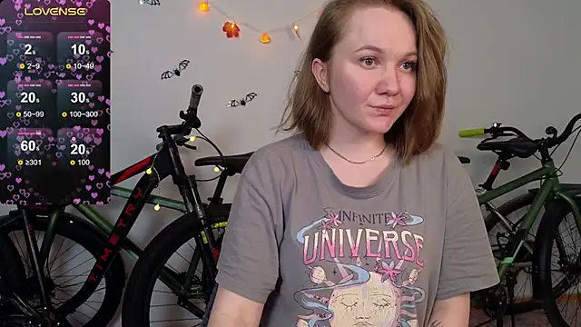 BellaMurrr online show from 10/24/25, 05:39