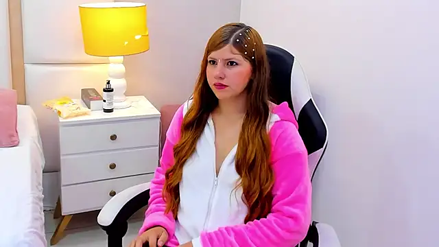 EimmyJones online show from 10/25/25, 03:06