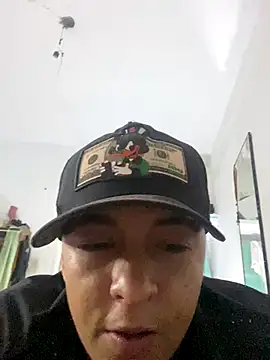 Snapshot of Jrivera22 chatting on 12/02/25, 04:25 Jrivera22 online show from 12/02/25, 04:25