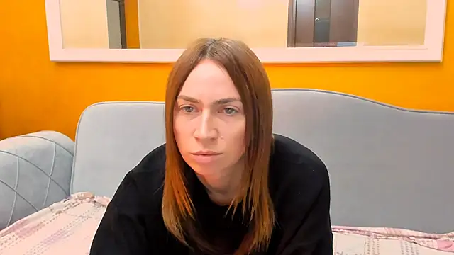 Snapshot of Roxee33 chatting on 11/30/25, 07:58 Roxee33 online show from 11/30/25, 07:58