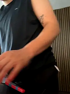 IanGilbert online show from 11/23/25, 01:54