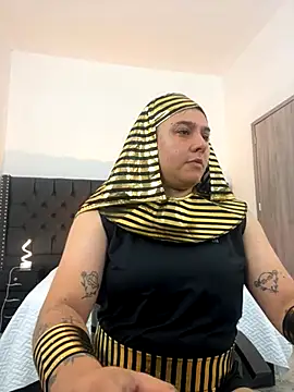 IanGilbert online show from 10/30/25, 09:01