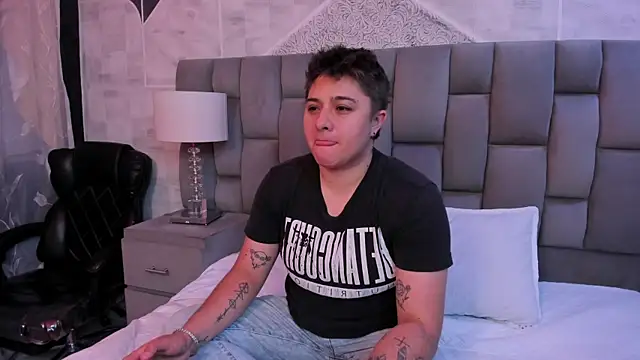 IanGilbert online show from 12/19/25, 07:33