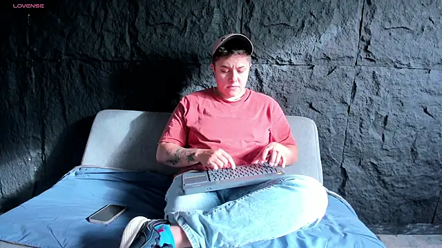 IanGilbert online show from 11/06/25, 09:08