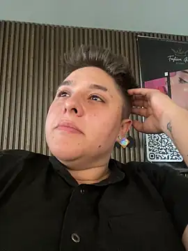 IanGilbert online show from 10/29/25, 04:50