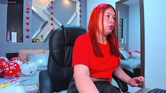 roxana santini online show from 09/24/25, 03:29