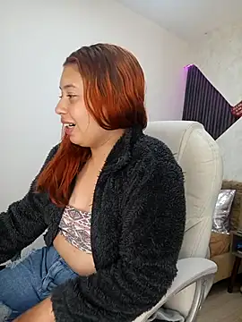 roxana santini online show from 12/13/25, 08:04