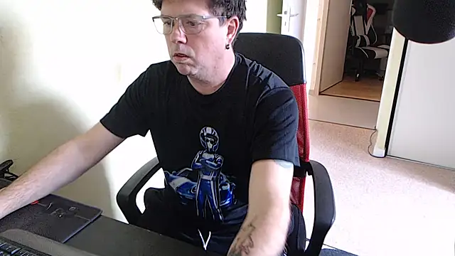 blueandwhite1 online show from 03/13/26, 03:17