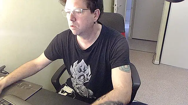 blueandwhite1 online show from 03/11/26, 07:46