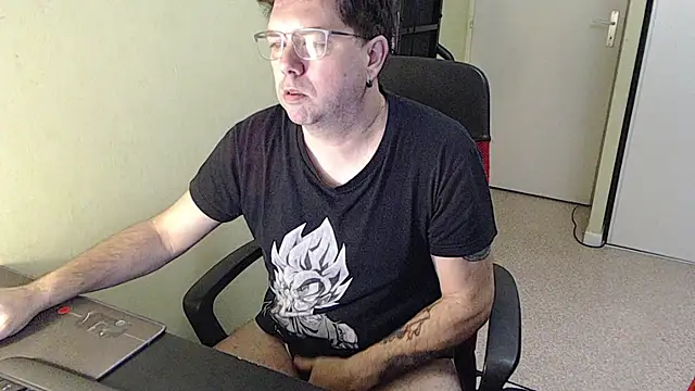 blueandwhite1 online show from 02/07/26, 08:22