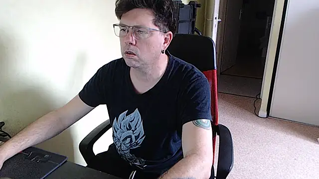 blueandwhite1 online show from 03/31/26, 02:30