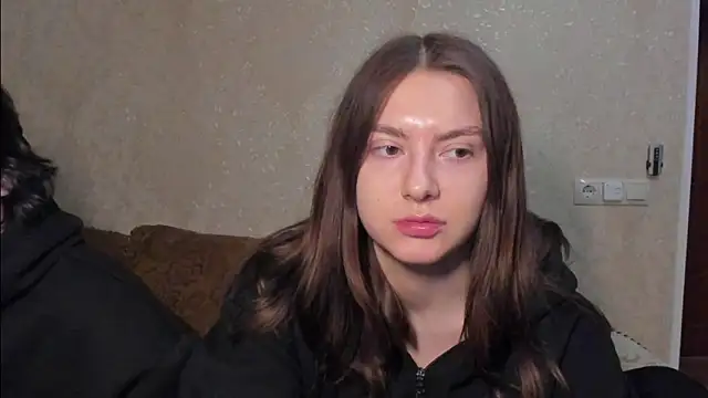 muuur fam online show from 12/17/25, 08:47