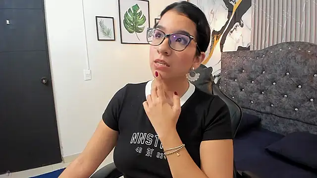 Snapshot of GiaCutee chatting on 01/17/26, 03:32 GiaCutee online show from 01/17/26, 03:32