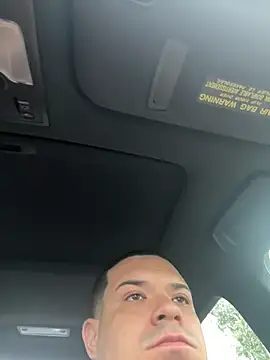 YadielPublic online show from 09/13/25, 07:36