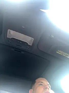 YadielPublic online show from 09/21/25, 05:07