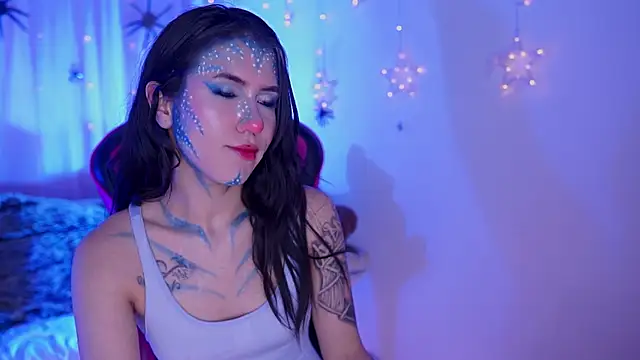  chloe moons  online show from 10/30/25, 11:12