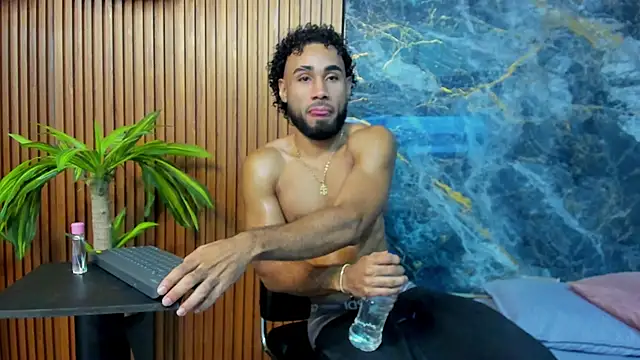 luca flame online show from 10/12/25, 01:07