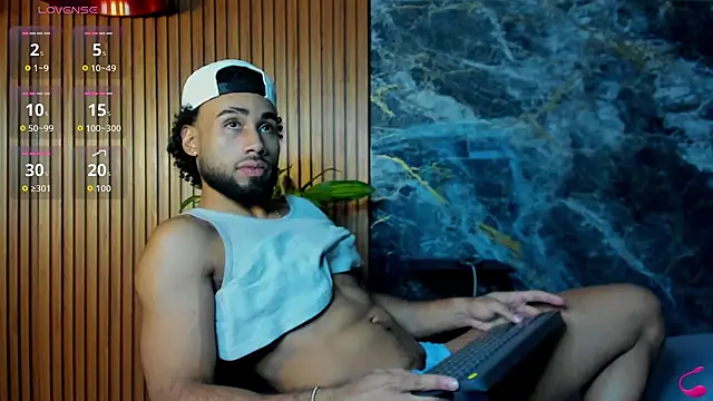 luca flame online show from 10/19/25, 10:12