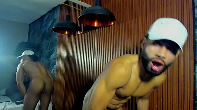 luca flame online show from 09/19/25, 06:50