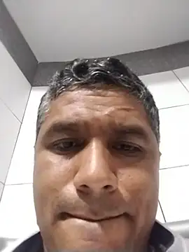 danigarci2307 online show from 02/15/26, 12:33