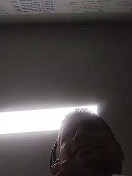 danigarci2307 online show from 02/22/26, 12:24