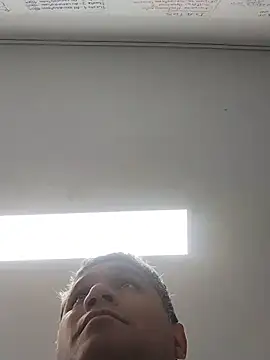 danigarci2307 online show from 01/16/26, 11:42