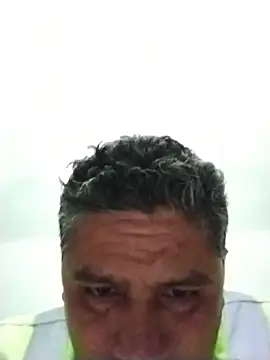 danigarci2307 online show from 11/17/25, 09:08