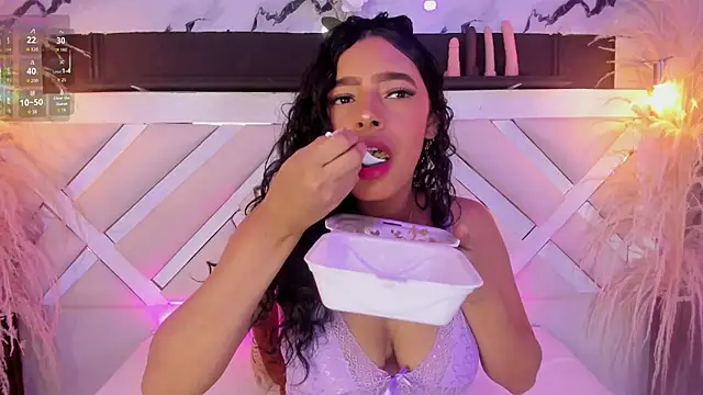 Zoe-Johnson  online show from 04/02/26, 09:43