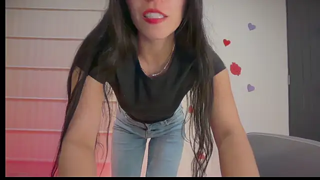 sasha jonne online show from 06/08/26, 01:22