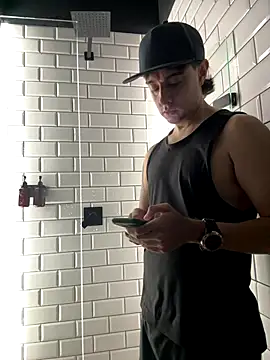 Jaguer2213 online show from 11/12/25, 10:24