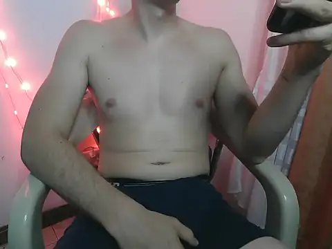 LiamMason online show from 12/15/25, 03:34