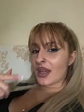 Sexy Bulgarian woman online show from 11/01/25, 09:25