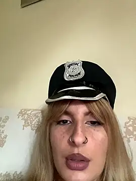 Sexy Bulgarian woman online show from 10/31/25, 08:33