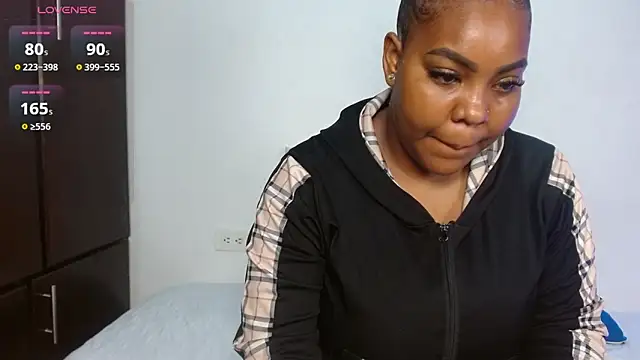 Snapshot of Kayla21_ chatting on 02/02/26, 01:54 Kayla21 online show from 02/02/26, 01:54