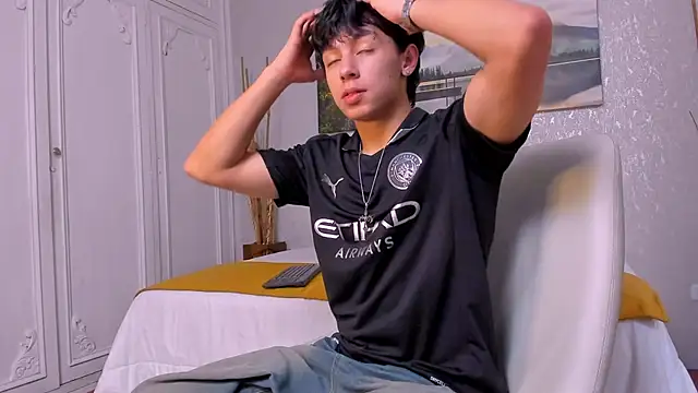 Tyler durten online show from 10/29/25, 04:11