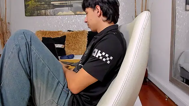 Tyler durten online show from 11/04/25, 03:10