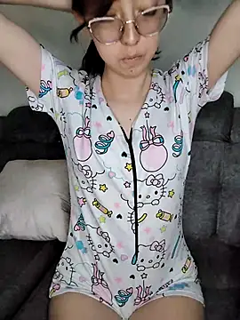 AnnieSparkle online show from 09/26/25, 12:06