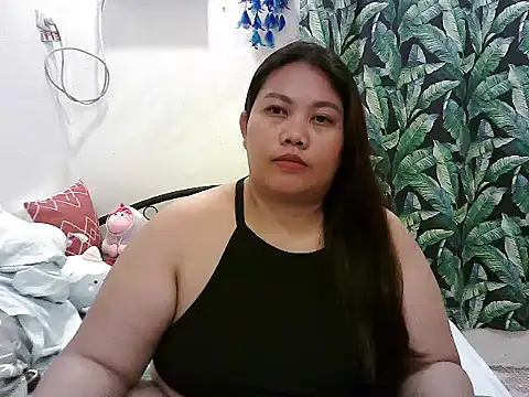 Snapshot of Bubble_Buns chatting on 10/18/25, 03:03 Bubble Buns online show from 10/18/25, 03:03