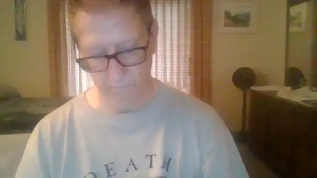 camminmichaellll online show from 09/18/25, 11:52