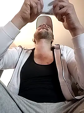 Snapshot of Titilouonlyf69 chatting on 01/18/26, 09:13 Titilouonlyf69 online show from 01/18/26, 09:13