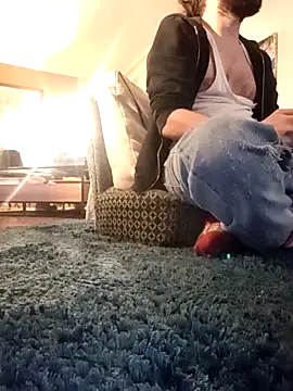 Titilouonlyf69 online show from 12/18/25, 12:27