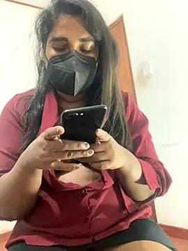 Choco Chuby online show from 11/08/25, 03:37