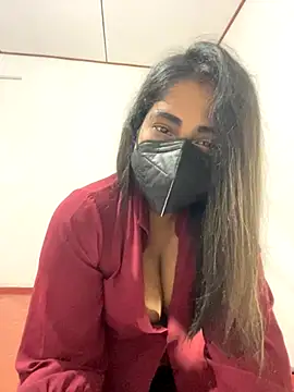 Choco Chuby online show from 11/24/25, 05:13